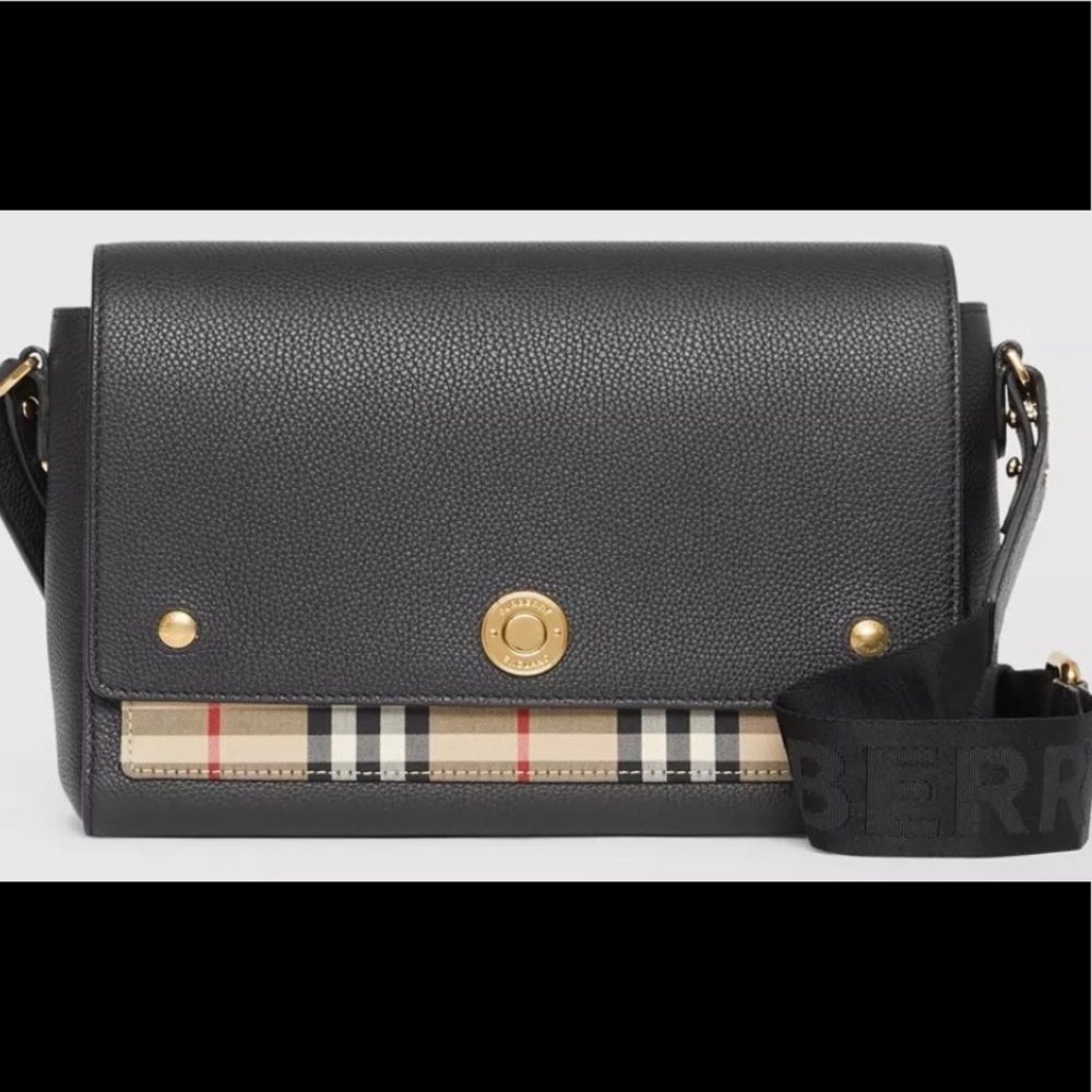NEW❗️Burberry strap bag